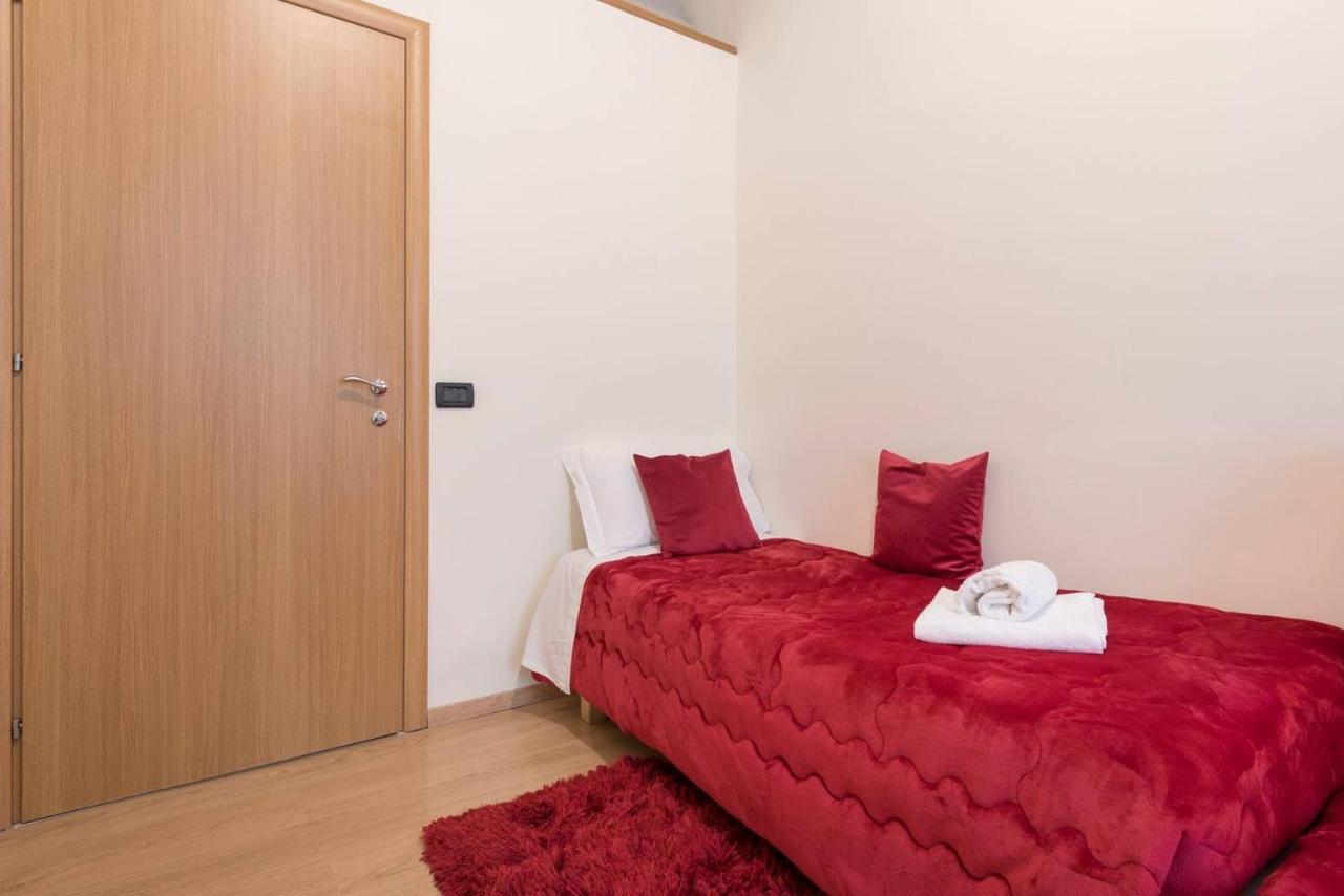 Apartamento Via Umberto Roma Exterior foto