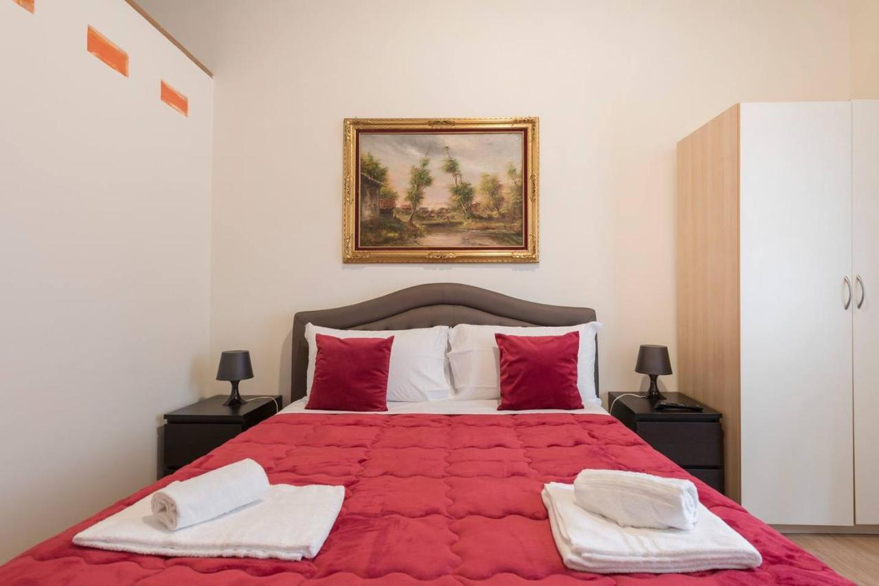 Apartamento Via Umberto Roma Exterior foto